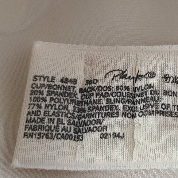 PLAYTEX SECRETS INCREDIBLY SMOOTH T-SHIRT BRA | LIGHT BEIGE/NUDE LACE |UNDERWIRE - Picture 10 of 10